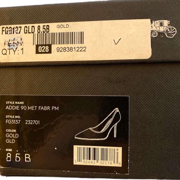 NWT Coach Addie 90 Pump. Gold. Size 8.5B - Picture 4 of 4